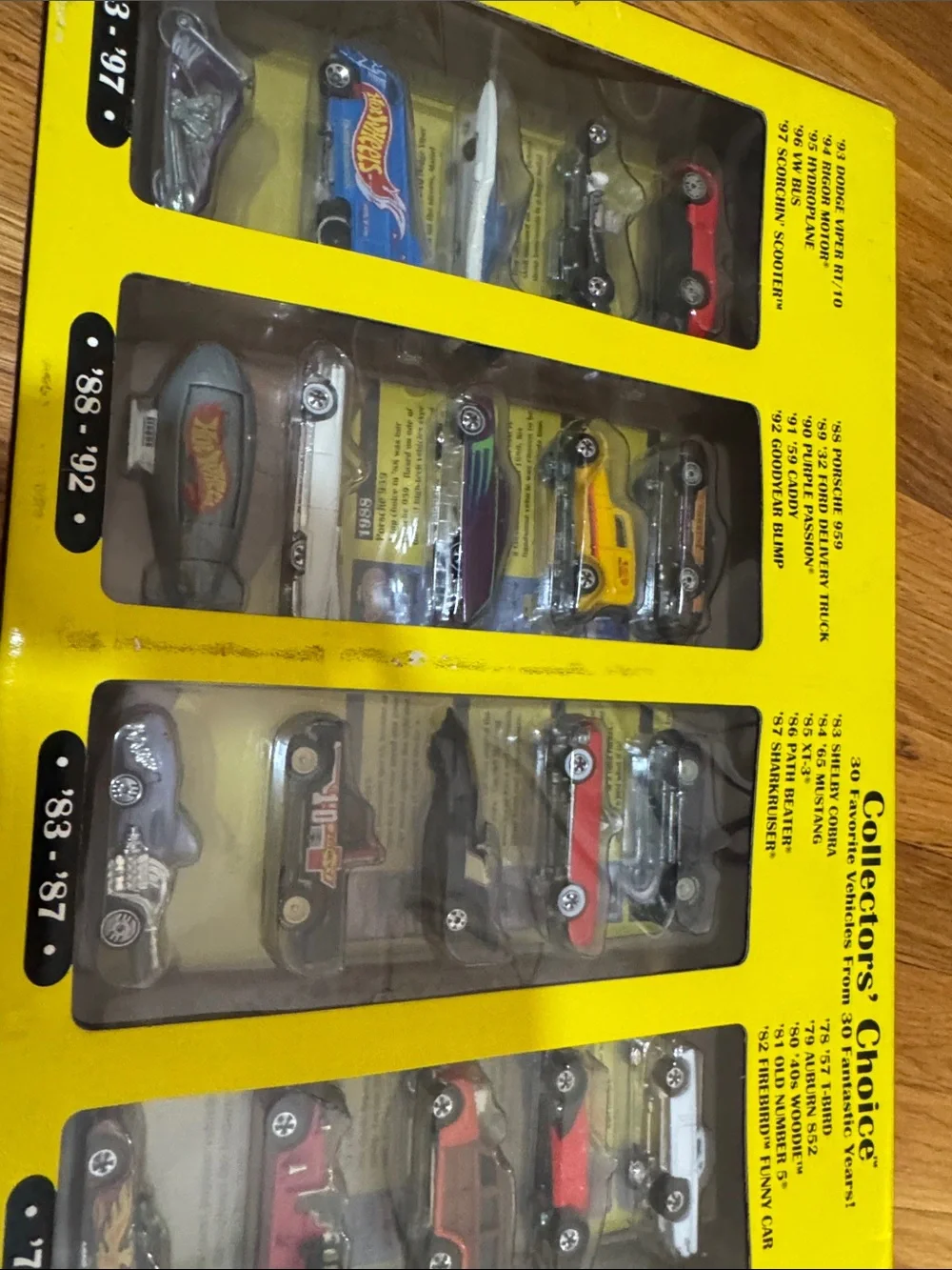 Hot Wheels Hot Wheels Collectors' Choice 30-Car Set - Box rare set from 1998
